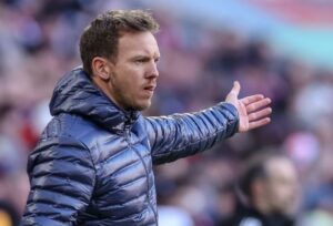 โดนปลดเรียบร้อย